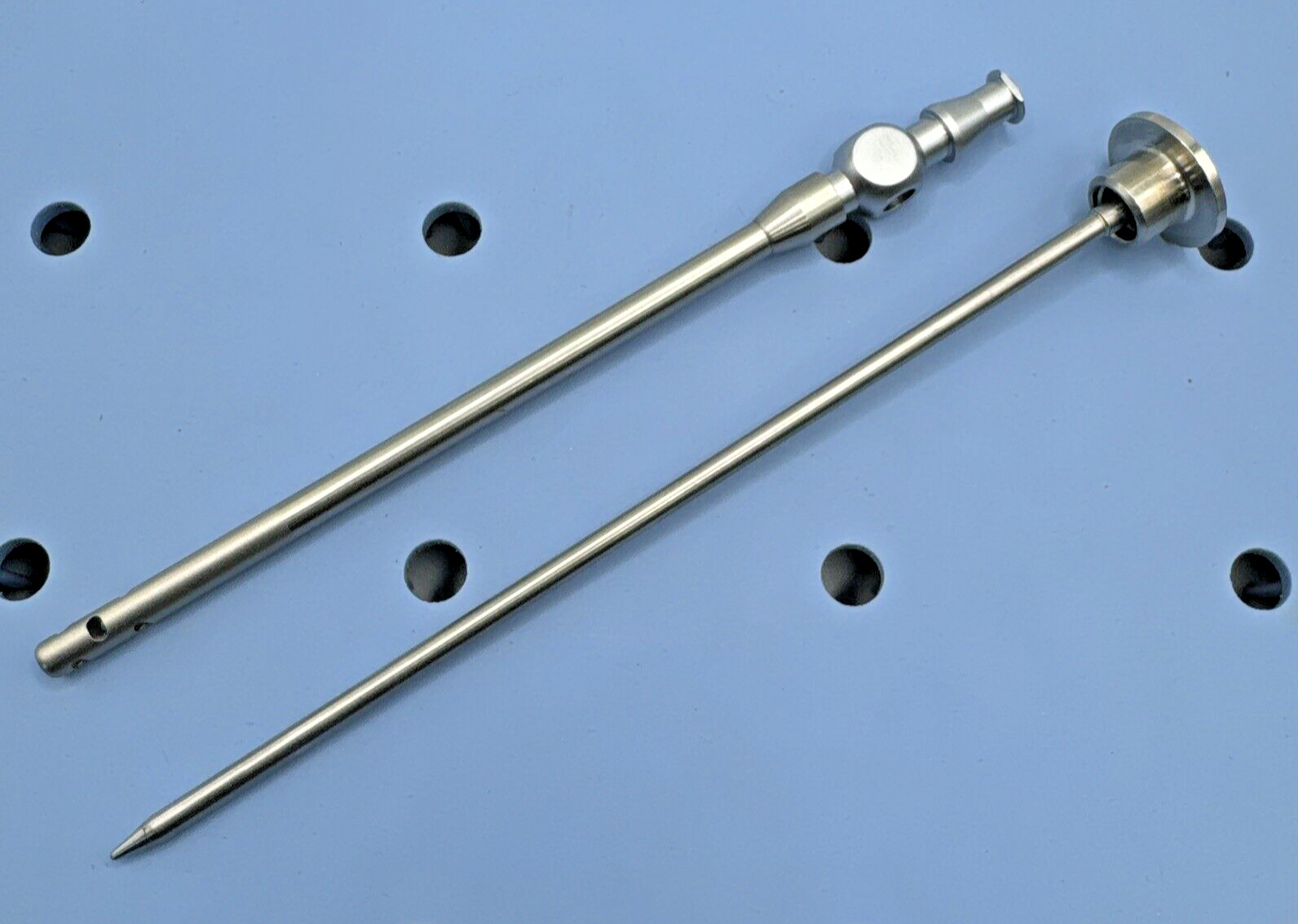 Linvatec C7197 Inflow Outflow Cannula with C7195 Obturator (Missing Stopcock)