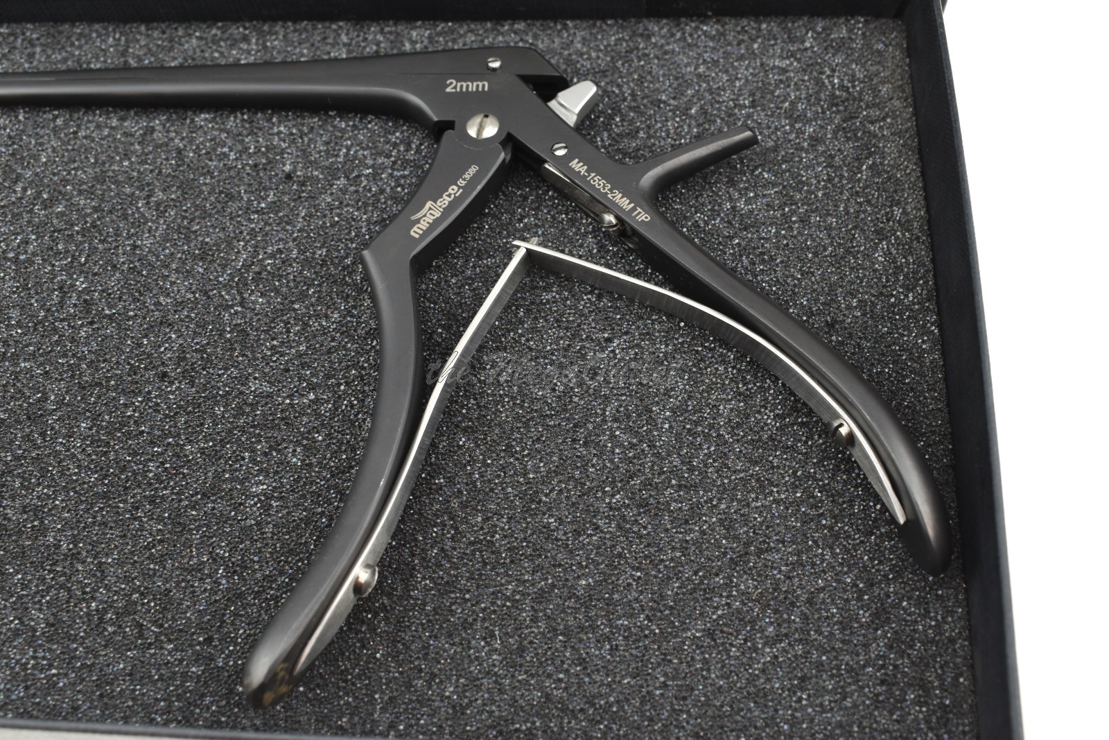 8″ Kerrison Rongeur Upward Cutting at 40° Angle 2mm Bite – Cervical Orthopedic