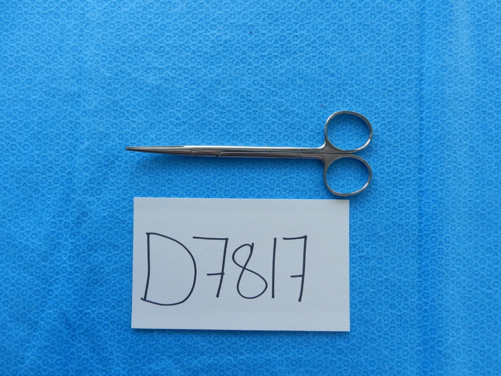 D7817 Pilling Surgical Lahey Curved Blunt Tip Scissors 14.5cm Length 14-1452