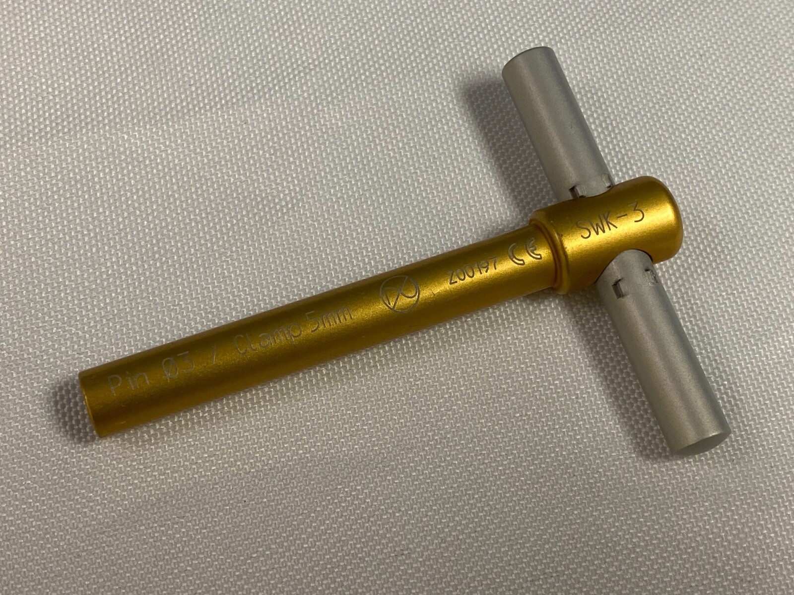 Stryker Swk-3 T-handle Screw & Pin Driver