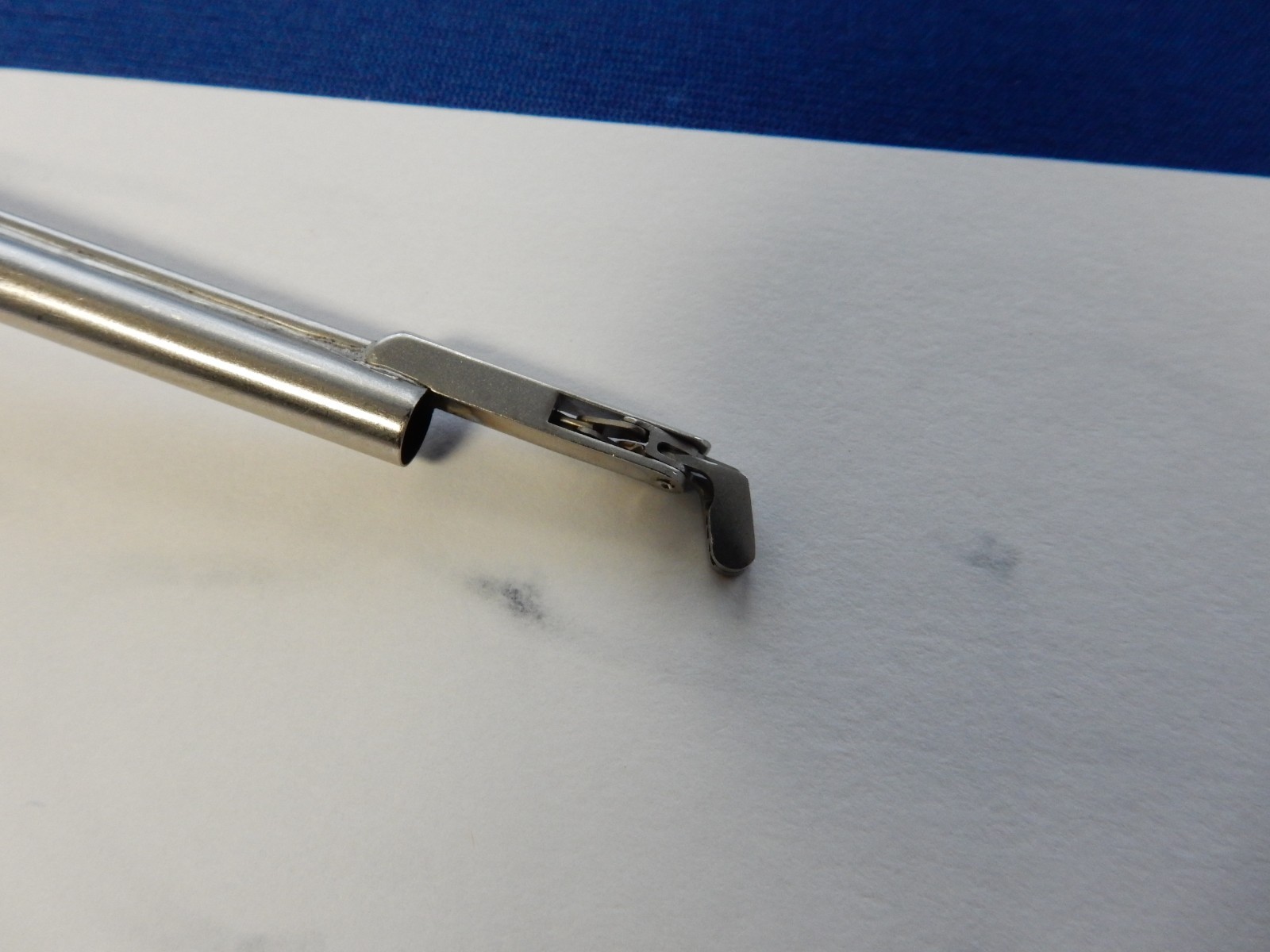 ACMI E8215 Elite Series Optical Grasping Forceps 25cm Working Length