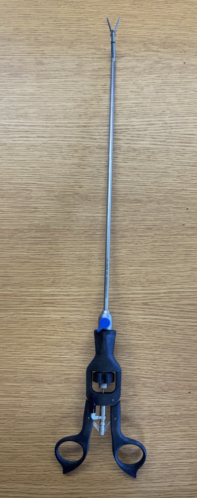 Snowden Pencer 89-0501 Articulating 5.0mm Laparoscopic Fenestrated Grasper