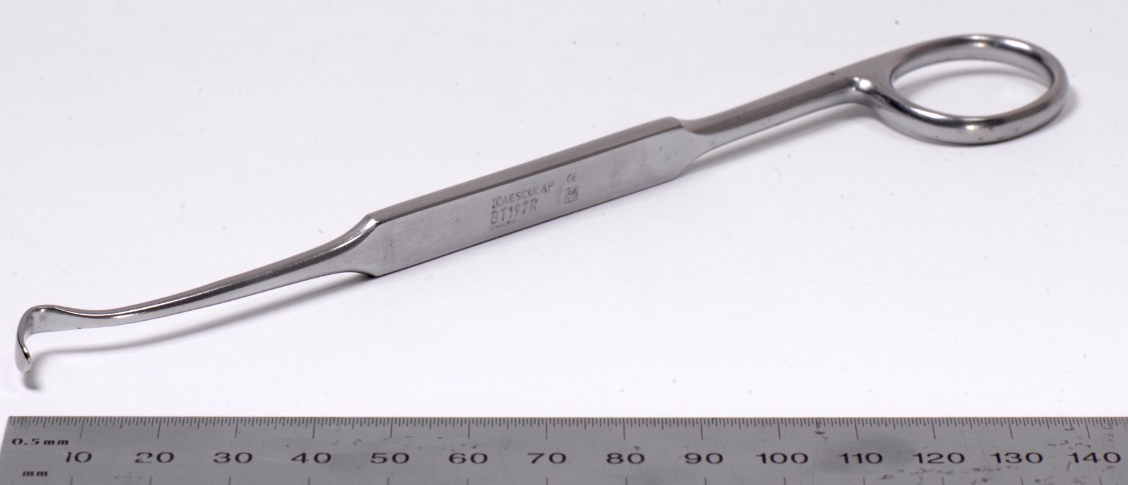 Aesculap #BT197R Meyerding Wound Retractor 7″ 4x11mm Blunt Surgical Stainless