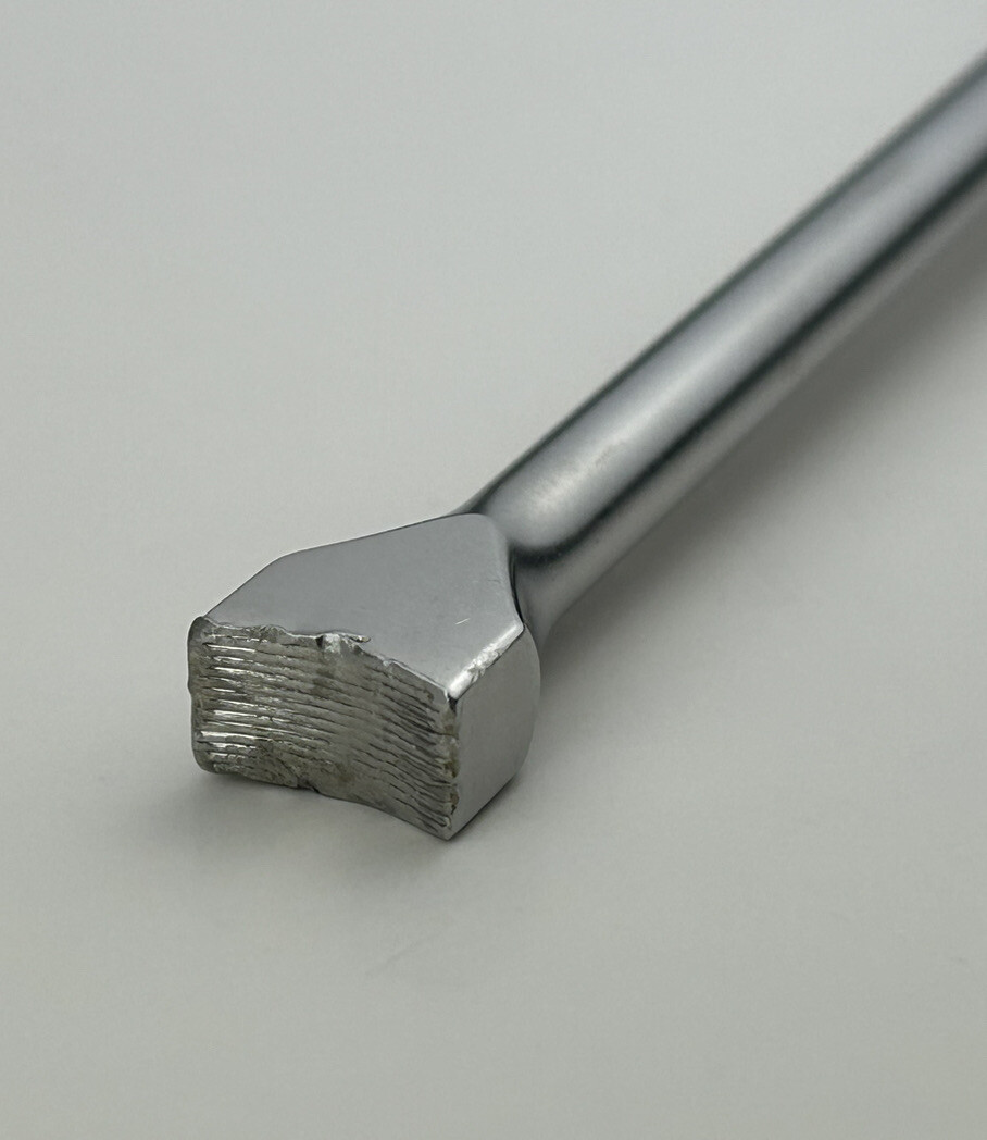 Tornier REF MWB067 Head Removal Instrument Tip 12 x 6.5mm Length 8.75in