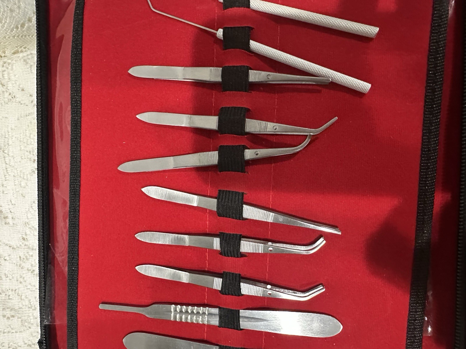 Assorted 35 Piece VARIOUS SURGICAL INSTRUMENTS KIT FOR MINOR SURGERY, Dissecting