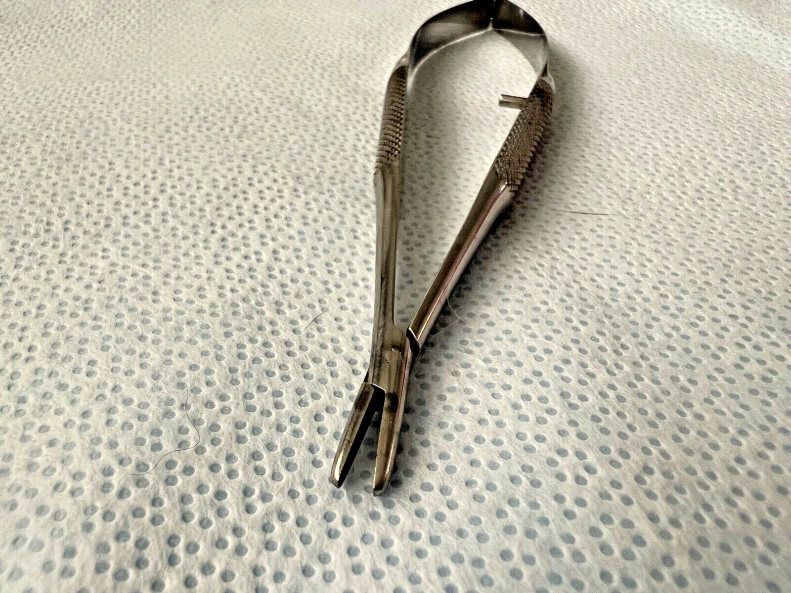 Stephens 6-1007 Barraquer Straight Non-Locking Needle Holder 5-1/4″ Length