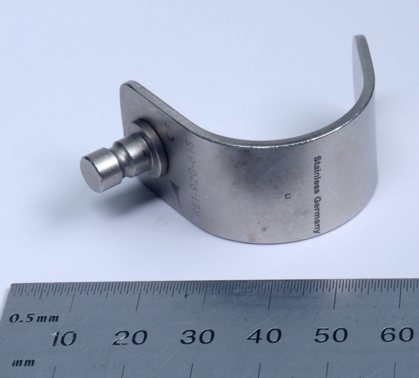 Smith & Nephew RET-920-61S Kolbel Retractor Blade Small Stainless Steel Surgical