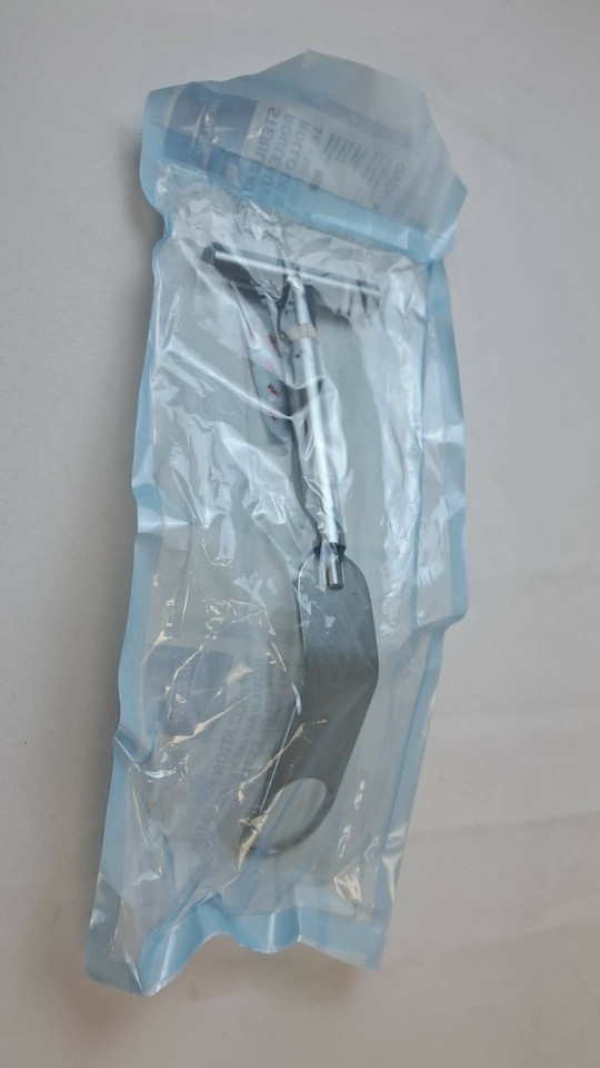 Arthrex AR-7000-08 Small Fukuda Retractor