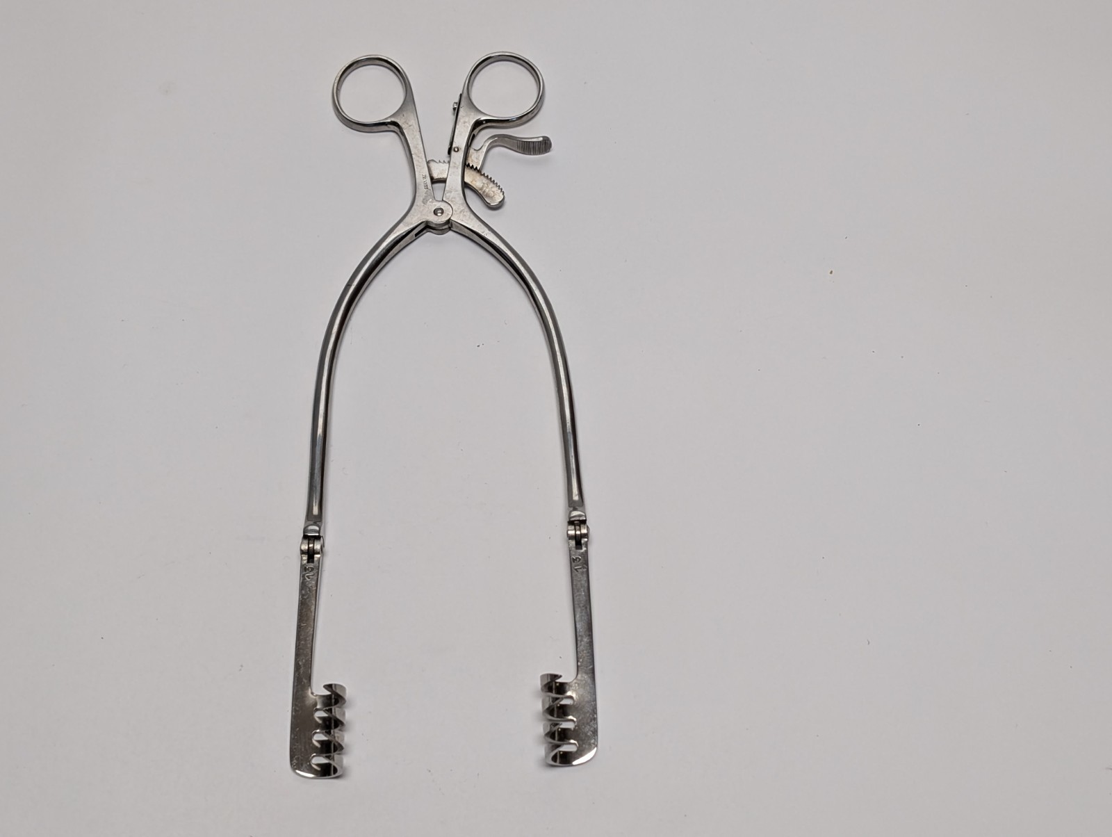 6 pcs. Assorted Surgical Retractor SKLAR LAWTON (USED).