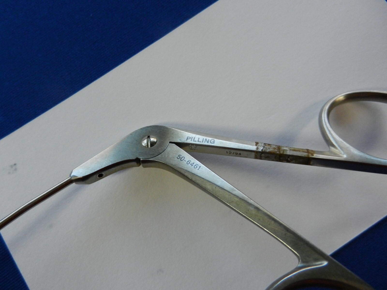 E4418 Pilling 506461 Jako Kleinsasser Right Angled 2.4mm Cup Micro Forceps