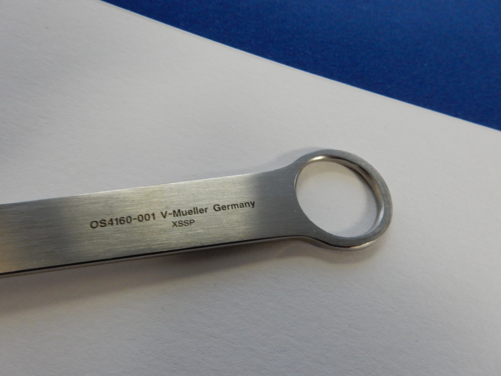 V. Mueller OS4160-001 Hohmann Retractor 15mm Blade