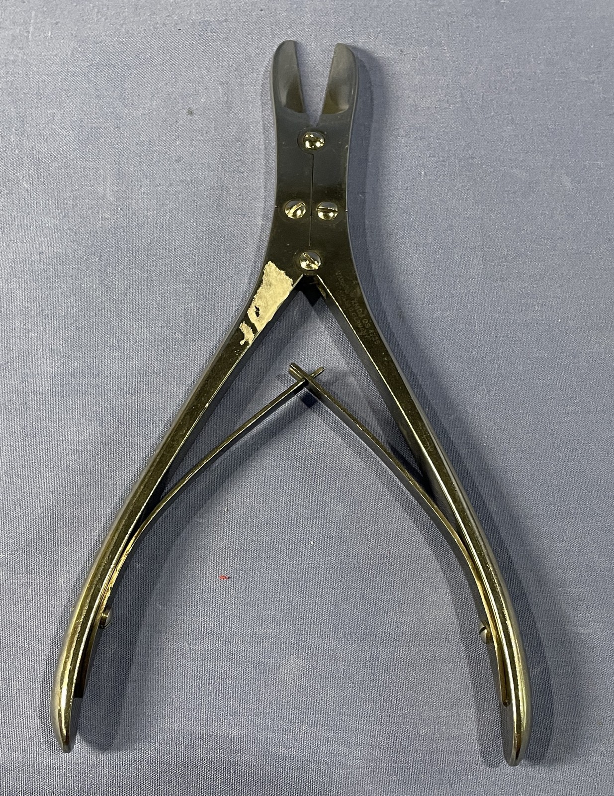 V. Mueller OS4735 Double Action Straight Orthopedic Cutting Forceps