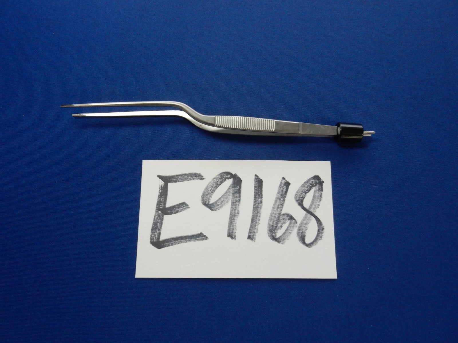 Codman SSI 08-0089 Bayonet Bipolar Forceps 7¾” Surgical 1.5mm Tips