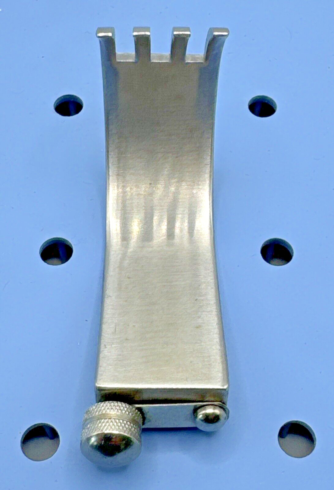 K Medic KM52705S Curved Tip, Short Blade for KM 52-704, 2″ x 1″ Initial Incision
