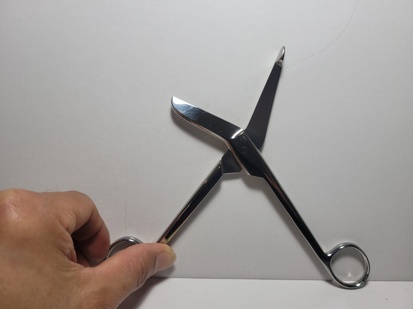 JARIT 100-526 Lister Bandage Round Ring Handles Scissors 7.25″ (Used) Germany.