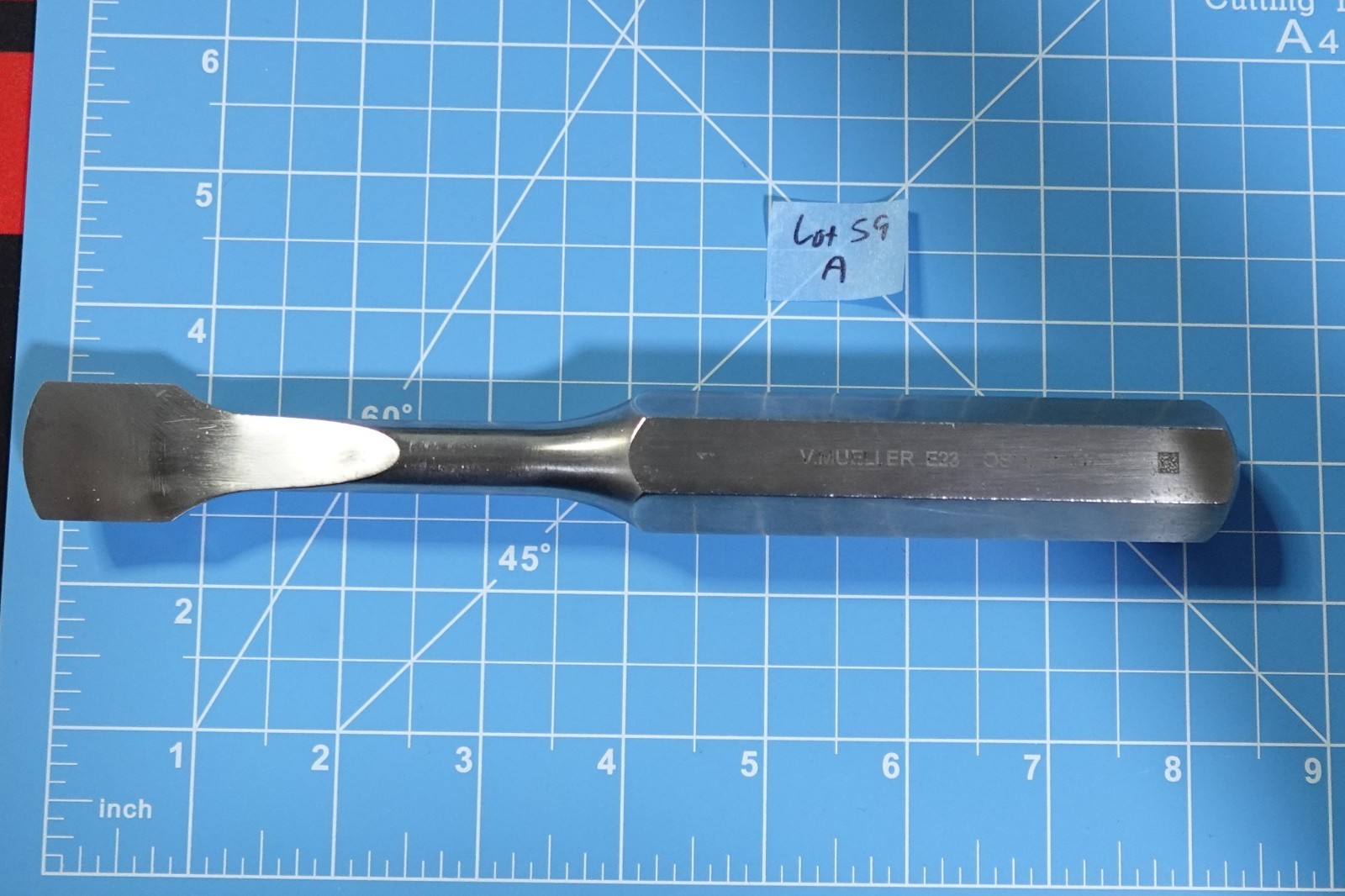V. Mueller OS1079-007 Periosteal Elevator 8-1/4″ Length X 25.4mm Wide