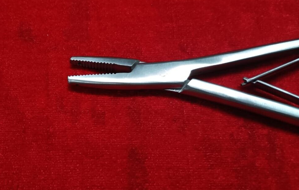 Orthopedic Instruments Flat Nose Plier Speed Lock Stainless Steel Best Quality