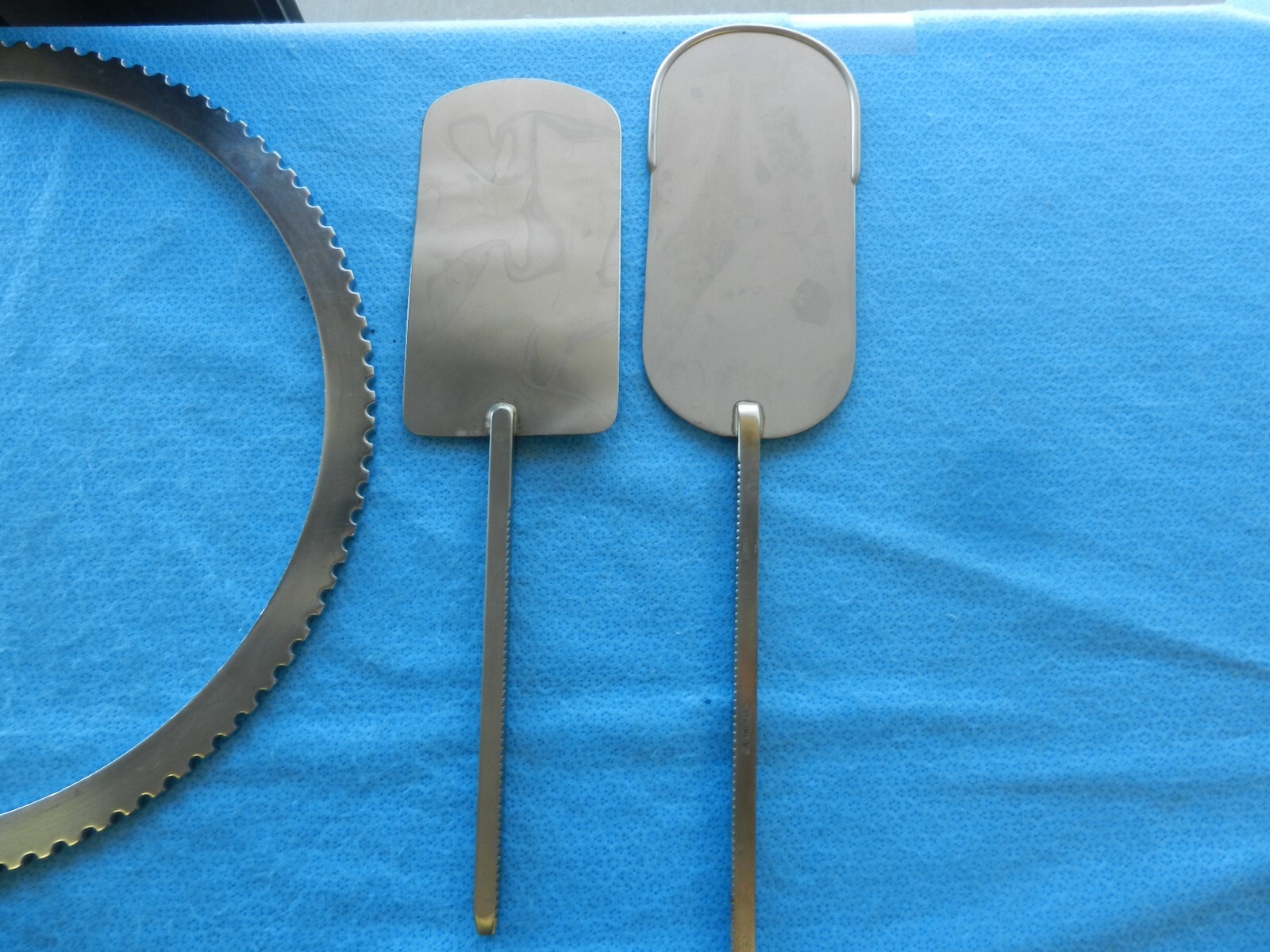 Codman V. Mueller Millennium Surgical Universal Ring Retractor Instrument Set