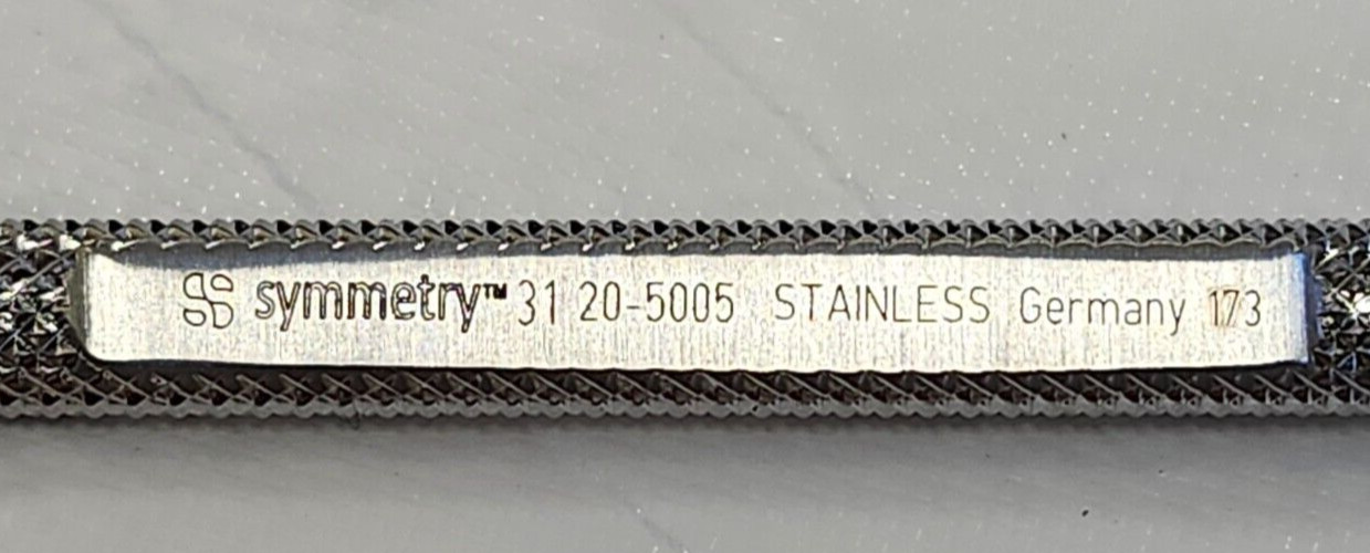 Symmetry 20-5005 Joseph Skin, Double-Prong, 5 mm Spread, 4.5 mm, 6-1/4″ w/ Case