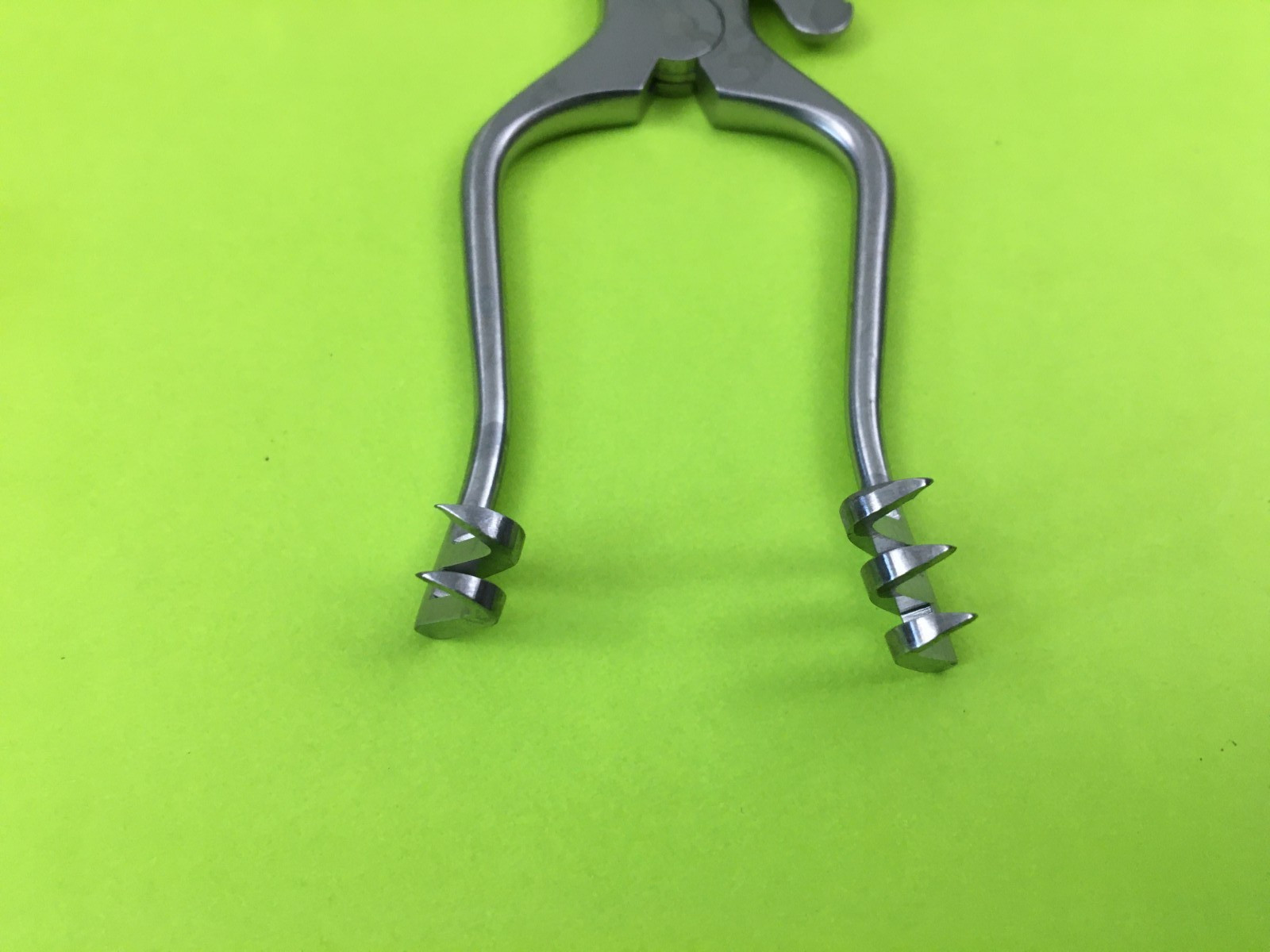 Jarit 205-140 Weitlander Retractor 4.5″ Sharp