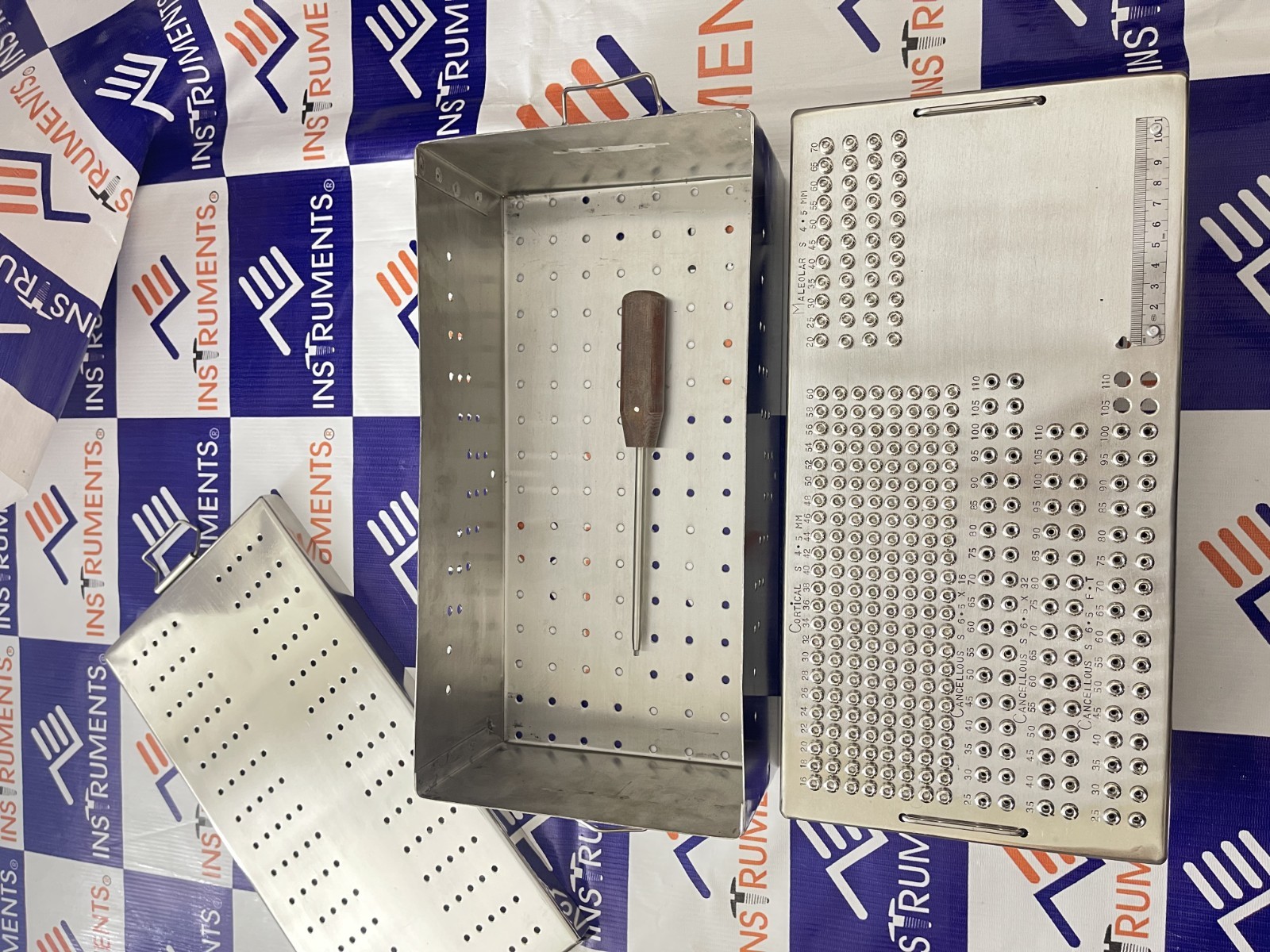 6.5mm Cännulated Cäncellous+4.5mm Corticäl+ 4.5mm Malleolar screw& box (286 pcs)