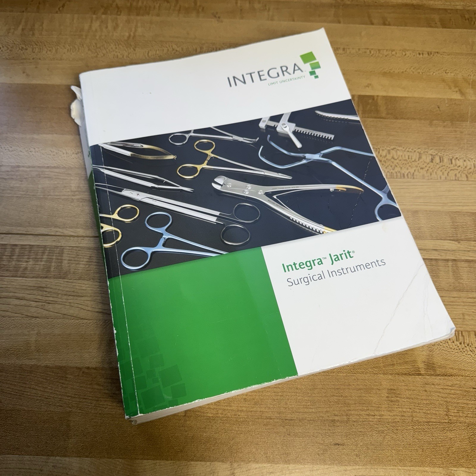 Integra Jarit Surgical Instruments Book Catalog 2011
