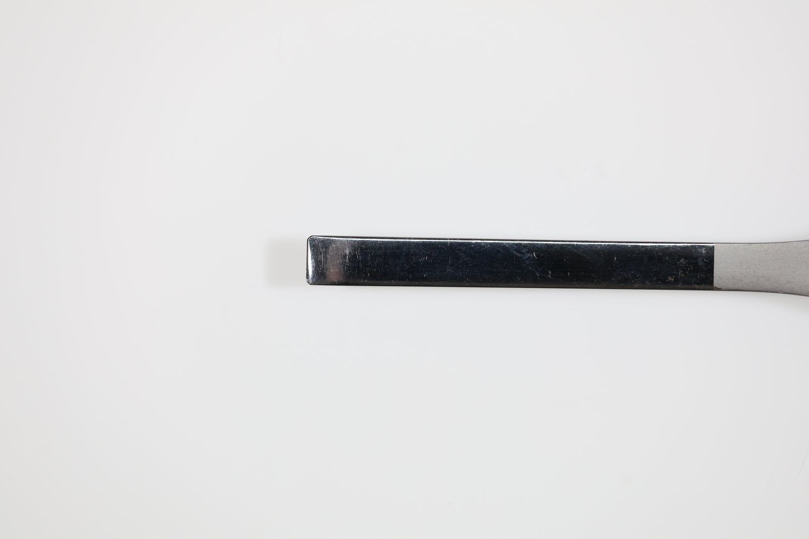 KLS Martin 48-270-05-07 Tessier Osteotome, Straight, 5mm Wide Blade, 6-1/4in