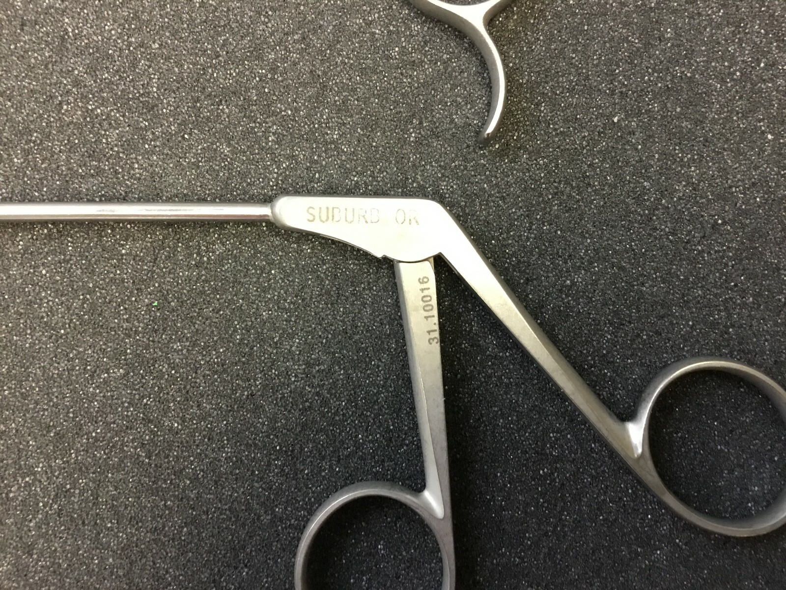 Shutt Linvatec Surgical Arthroscopic PUNCH FORCEPS 31-10016 , 1 1639 2 PIECES