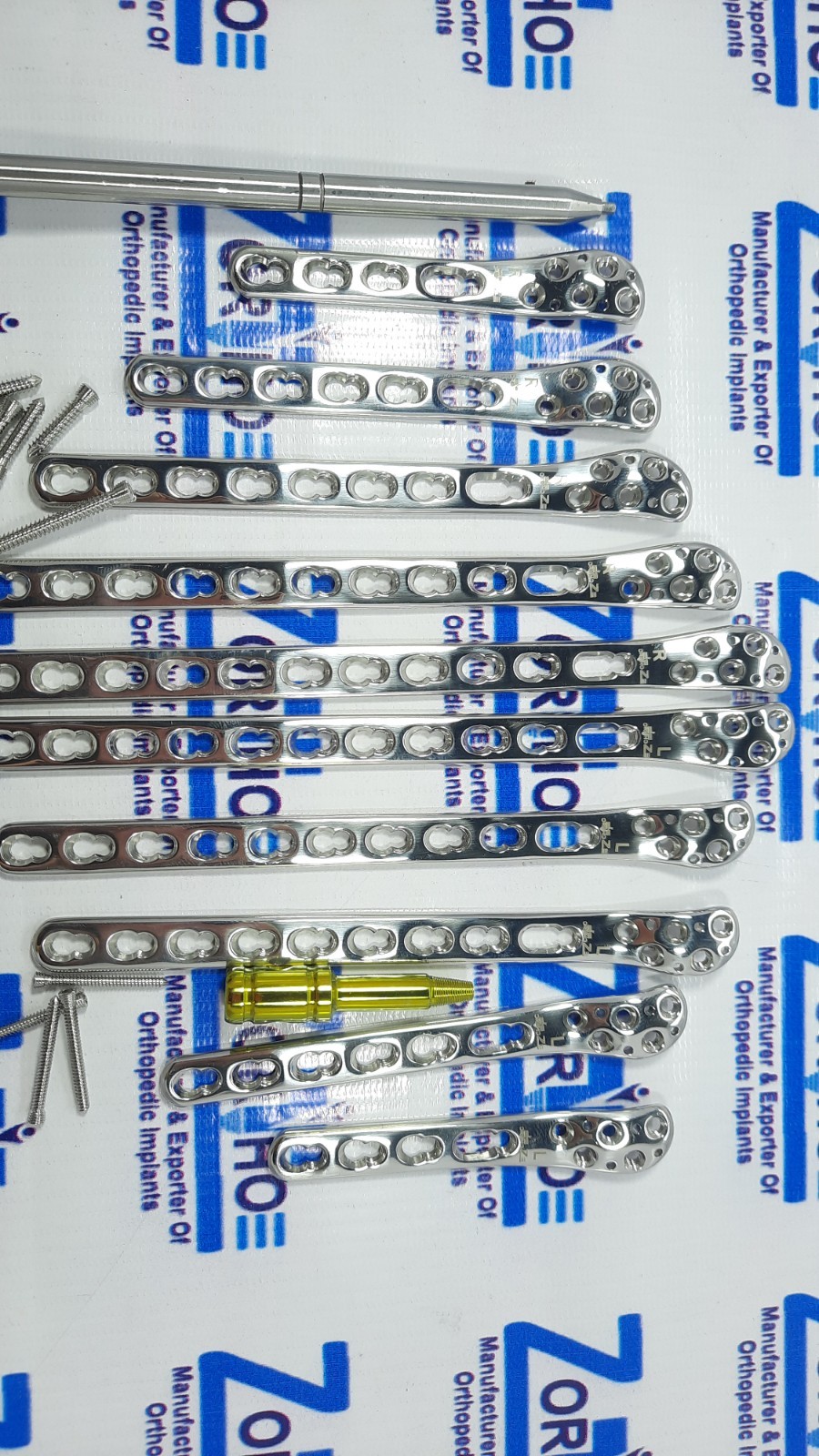 Locking Distäl Fibuläa4,6,8,10 &12Hole L & R Plates & LCP screws 127 Pc SS 316L