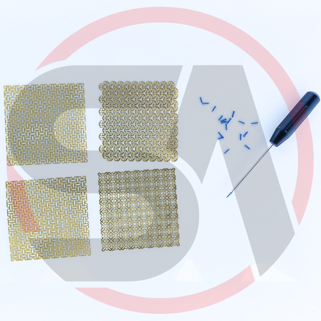 0.6mm Craniomaxillofacial Mesh Plate 100×100 with Crosshead Screws 55 Pcs Set Ti