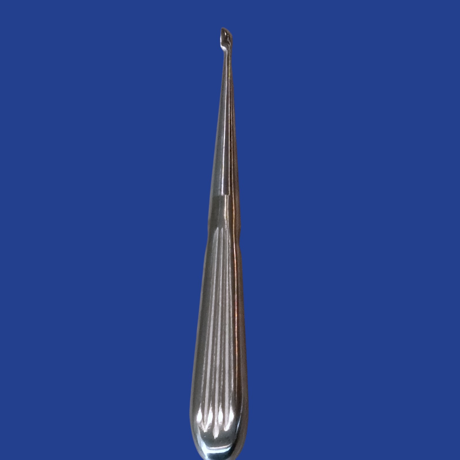 V. Mueller AU6605 Spratt Mastoid Curette Size 3 Oval Cup 7mm 6.5″