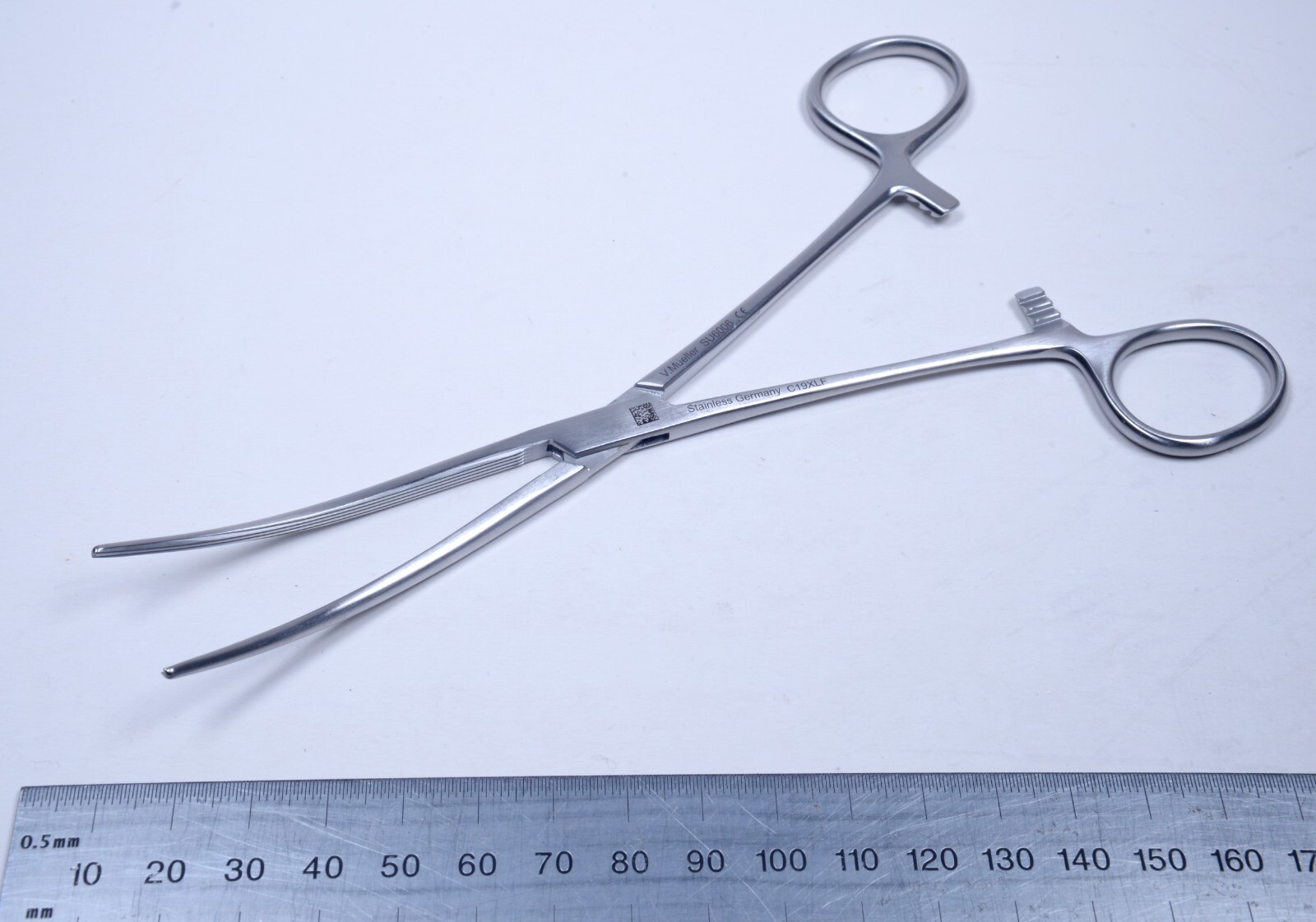 V. Mueller #SU6006 Banbridge Intestinal Forceps 7¼” Stainless Steel Surgical
