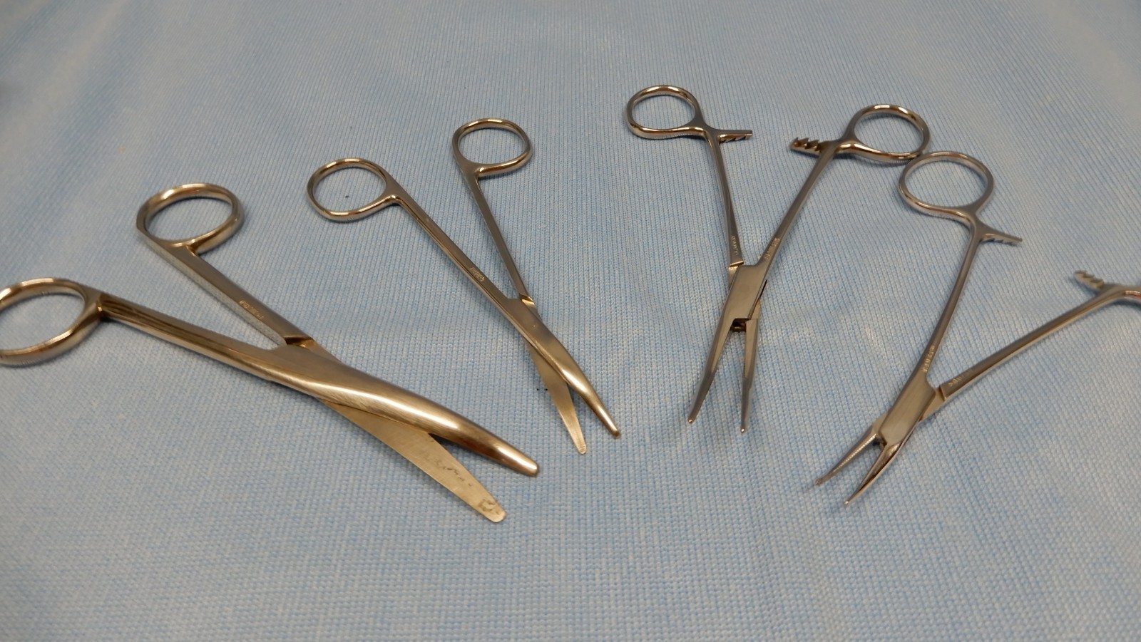 2-Curved Forcepts, 2-Curved Sissors Surgical Stainless Steel