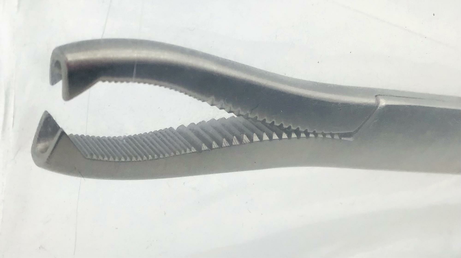 V. Mueller OS4802 Dingman Bone Holding Forceps Large Jaws 7-1/4″ – NEW