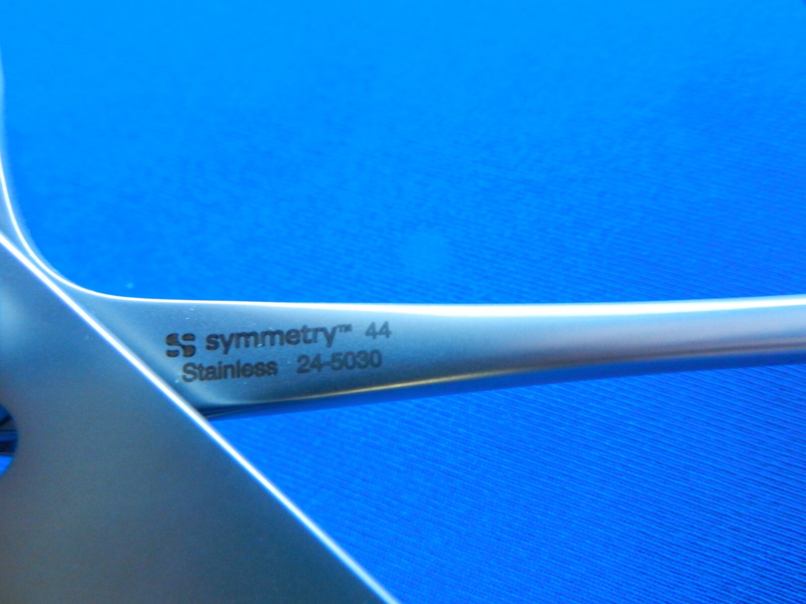F31 Codman Symmetry Collin Abdominal Retractor 62 x 38 mm blades 24-5030