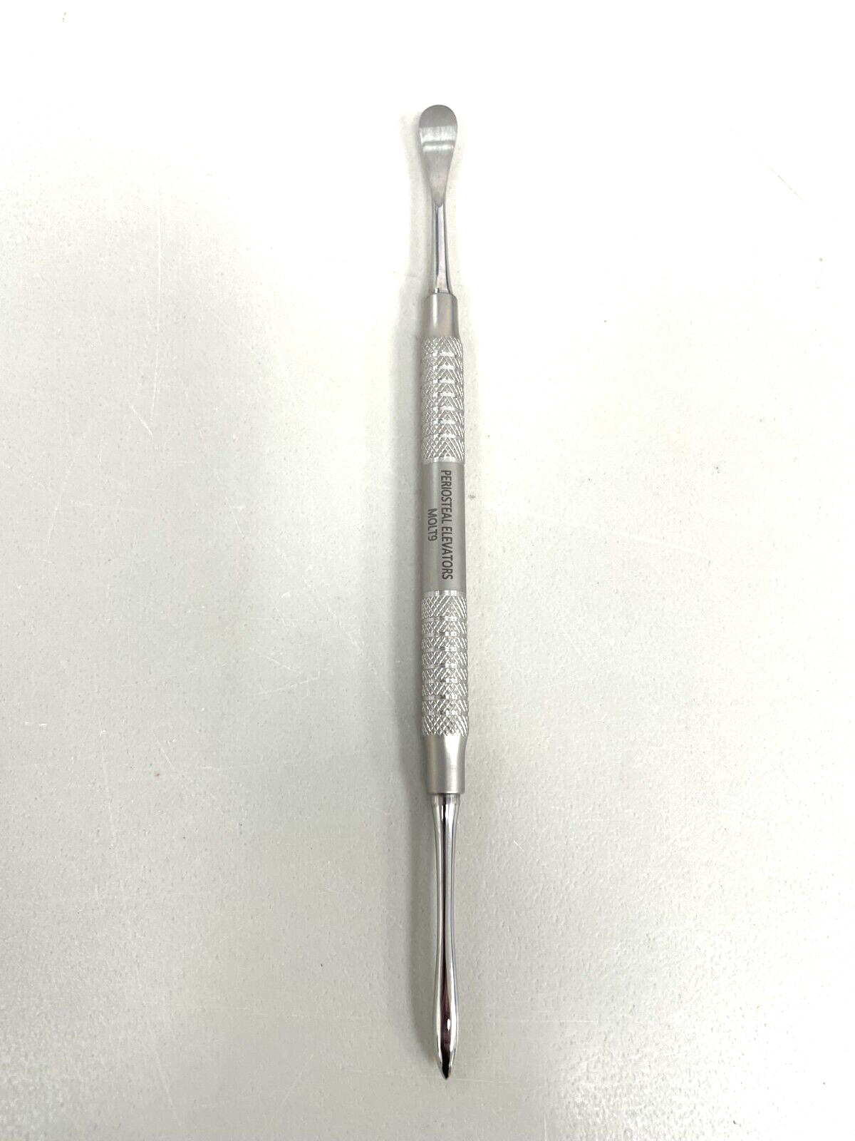 Molt M9 Periosteal Elevator, 7.0″, Double Ended, 4mm/8mm wide ends, Premium