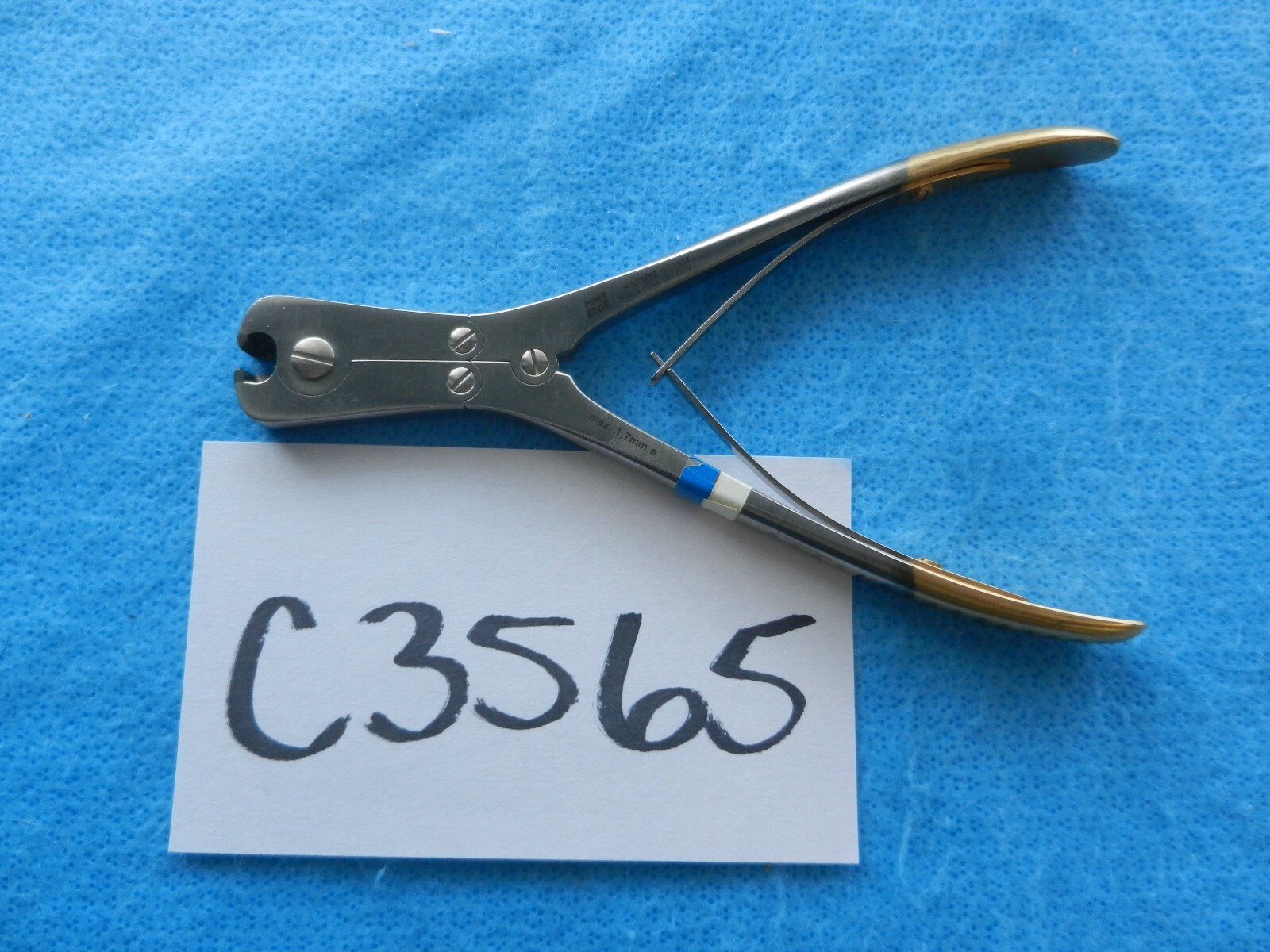 W. Lorenz Surgical Orthopedic Wire Cutting Pliers 01-0337