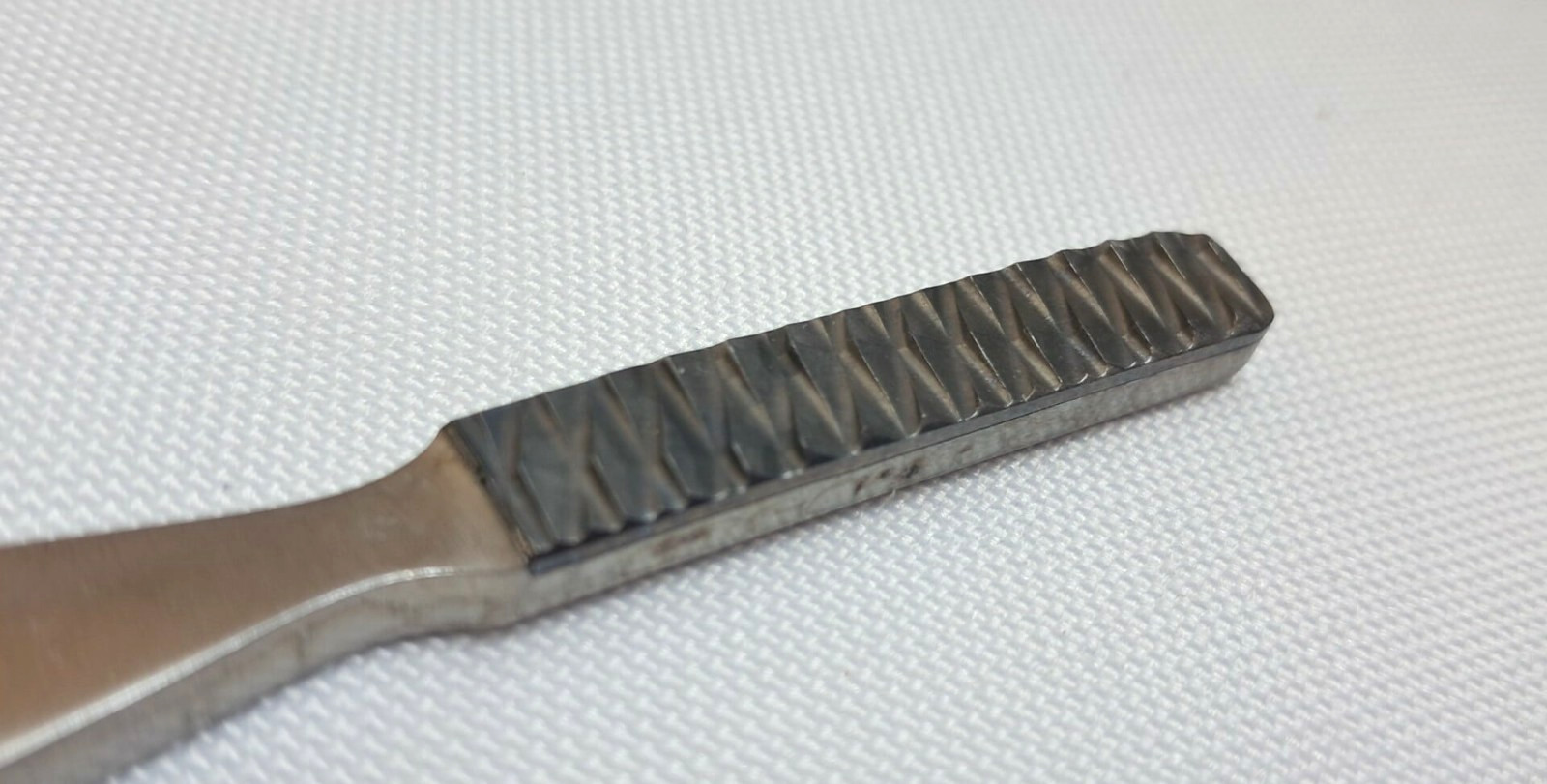 Jarit Carb-Bite 420-173, Double-Ended Nasal Rasp