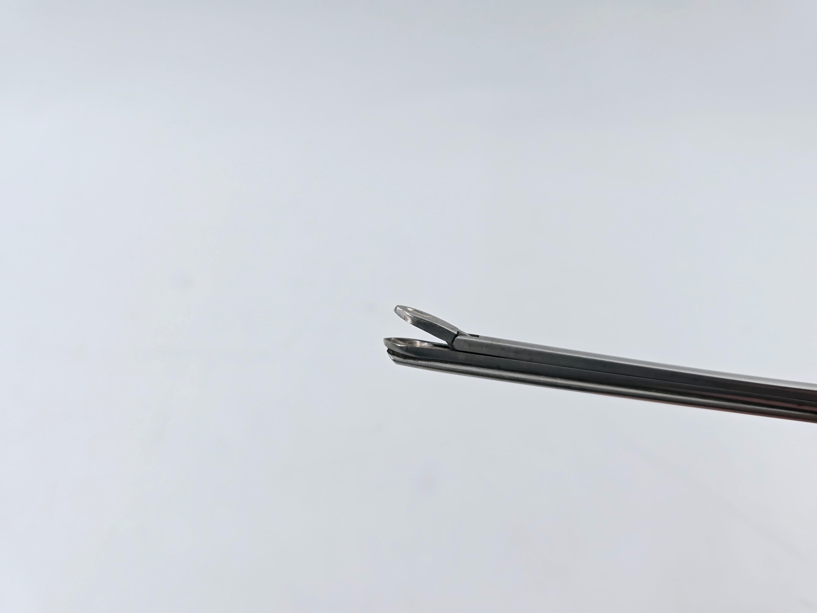 Richards 23-0660 Blakesley Suction Nasal Rongeur Forceps Straight ENT 7-1/4″