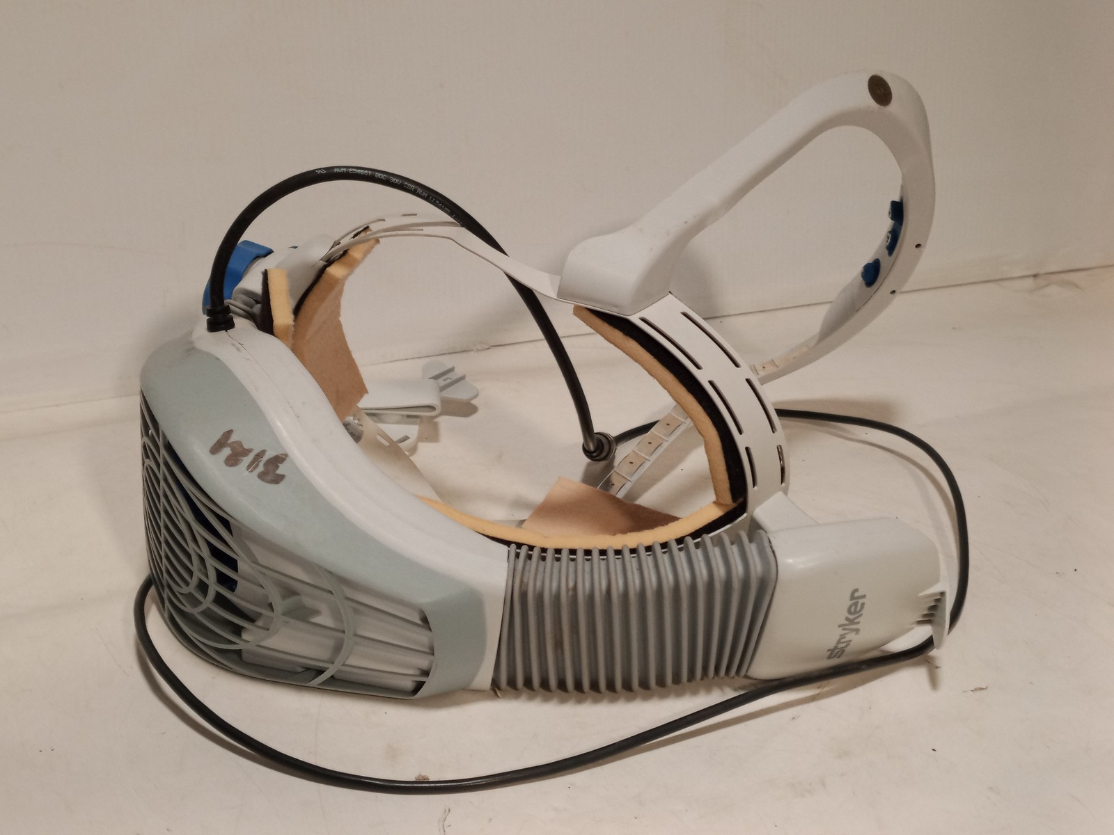 Stryker 0408-600-000 Flyte Helmet Surgical Hood System Helmet as shown