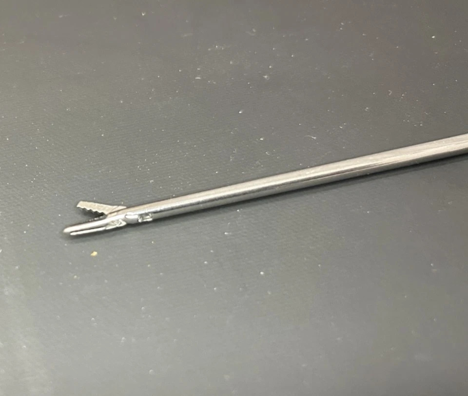 Smith & Nephew Acufex, Straight Scissor Punch, 012036