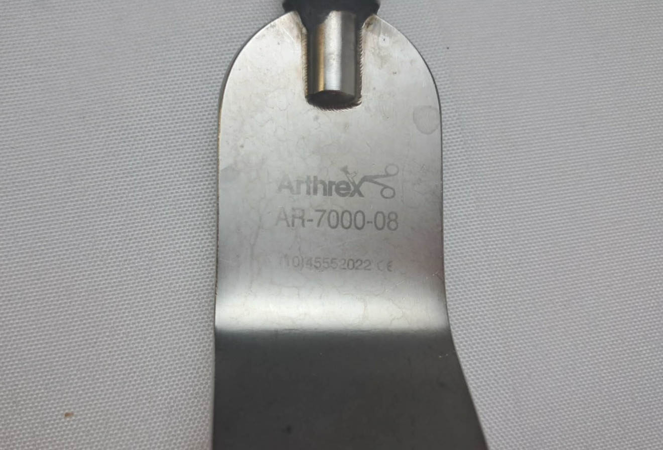 Arthrex AR-7000-08 Small Fukuda Retractor