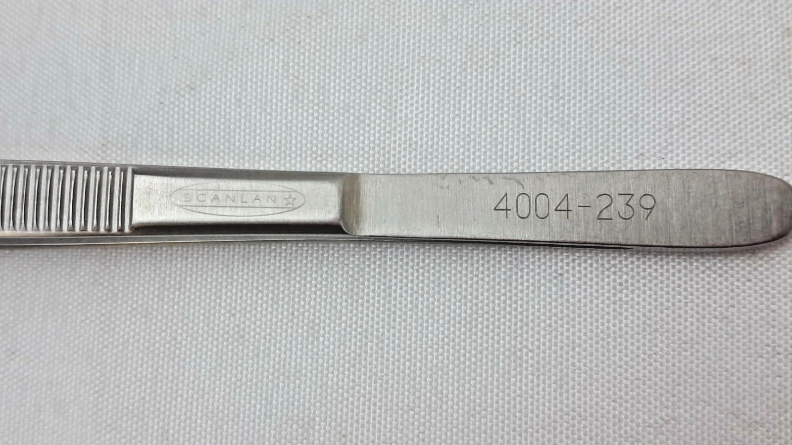 Scanlan 4004-239 Gerald Forceps Curved Delicate 1×2 Teeth 7″ ENT