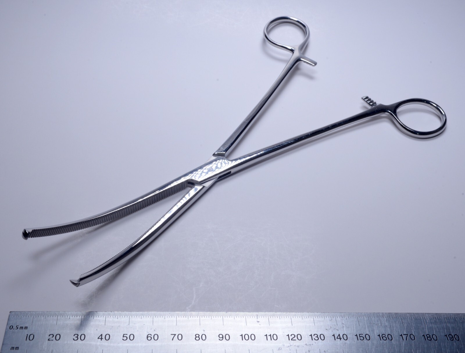 Jarit #105-226 Rochester-Ochsner Forceps 10¼” Curved Stainless Steel Surgical