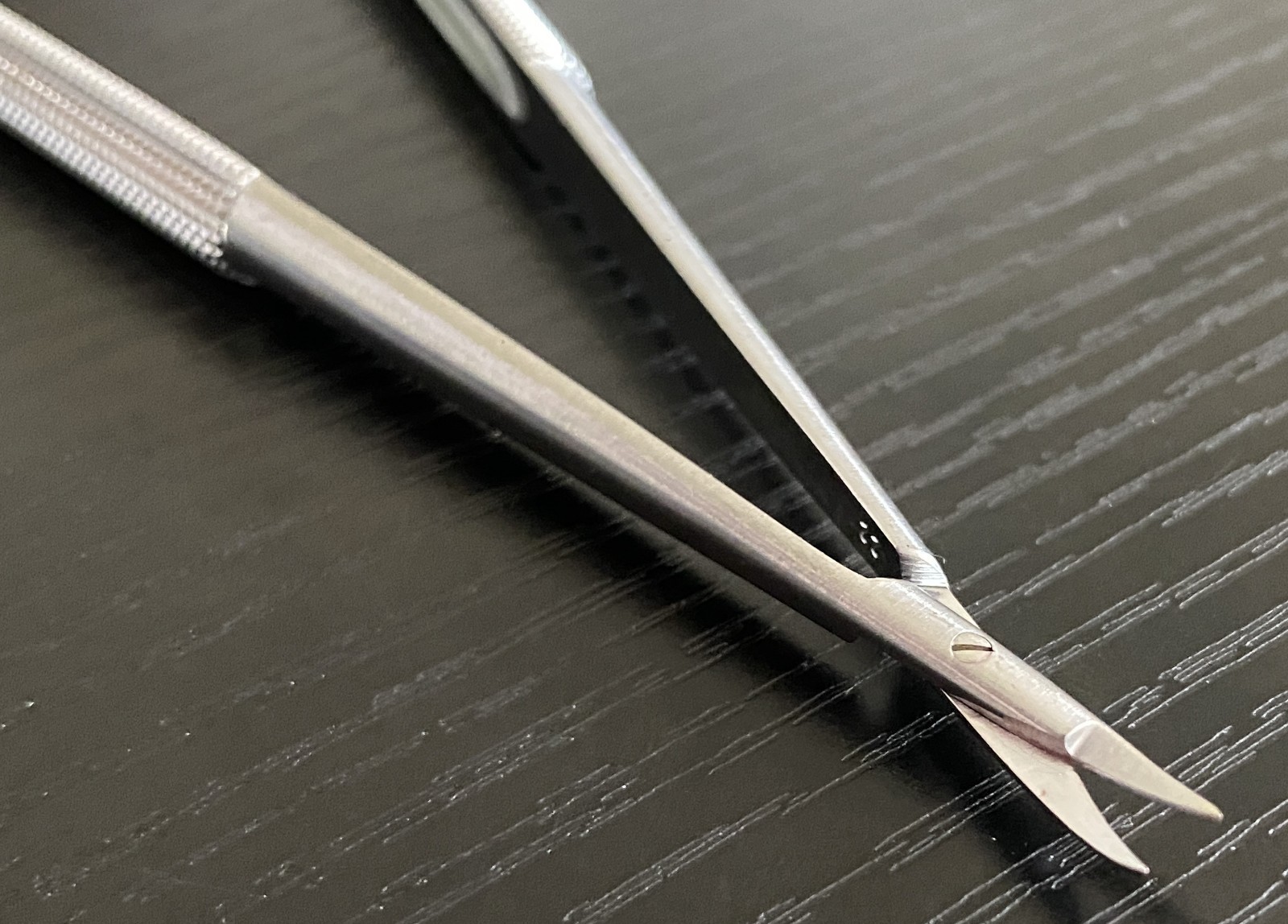 Codman 80-2016 Curved Micro Scissors – Stainless Steel – Used