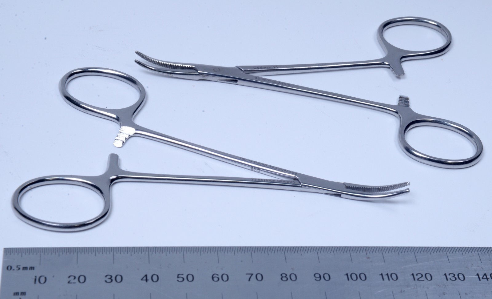 Codman #33-4001 #30-4106 Halsted Mosquito Hemostatic Forceps 5″ Stainless Steel