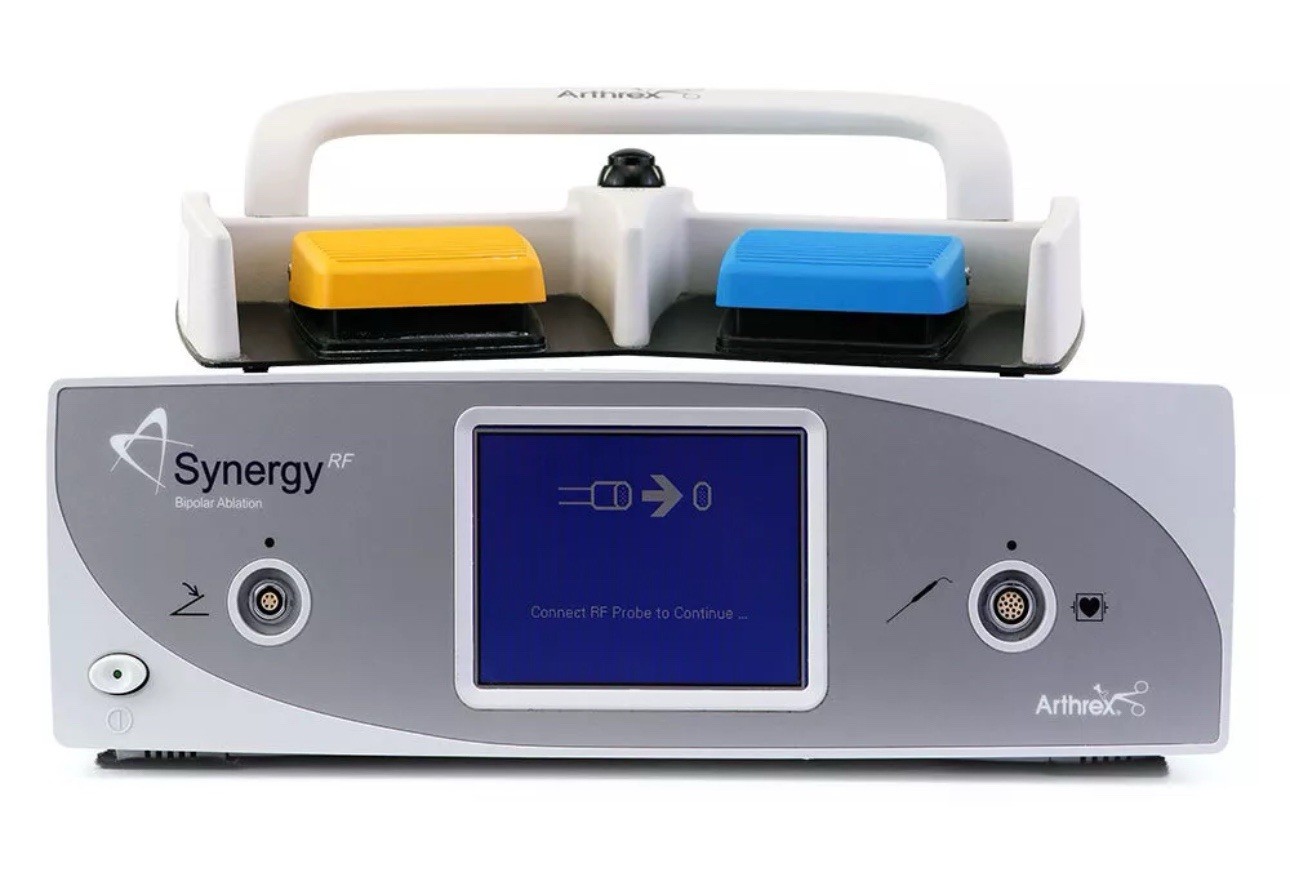Arthrex AR-9800 Synergy RF Console W/Foot Pedal AR-9800F (Ablators Available)