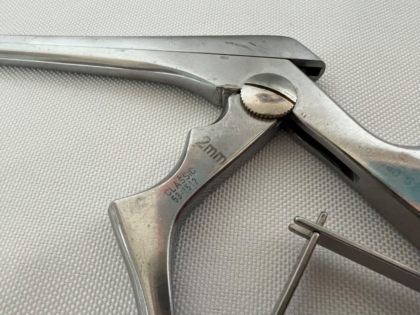 Symmetry Classic 53-1512 Cervical Kerrison Rongeur 2mm X 40° UpBite 7″ Neuro