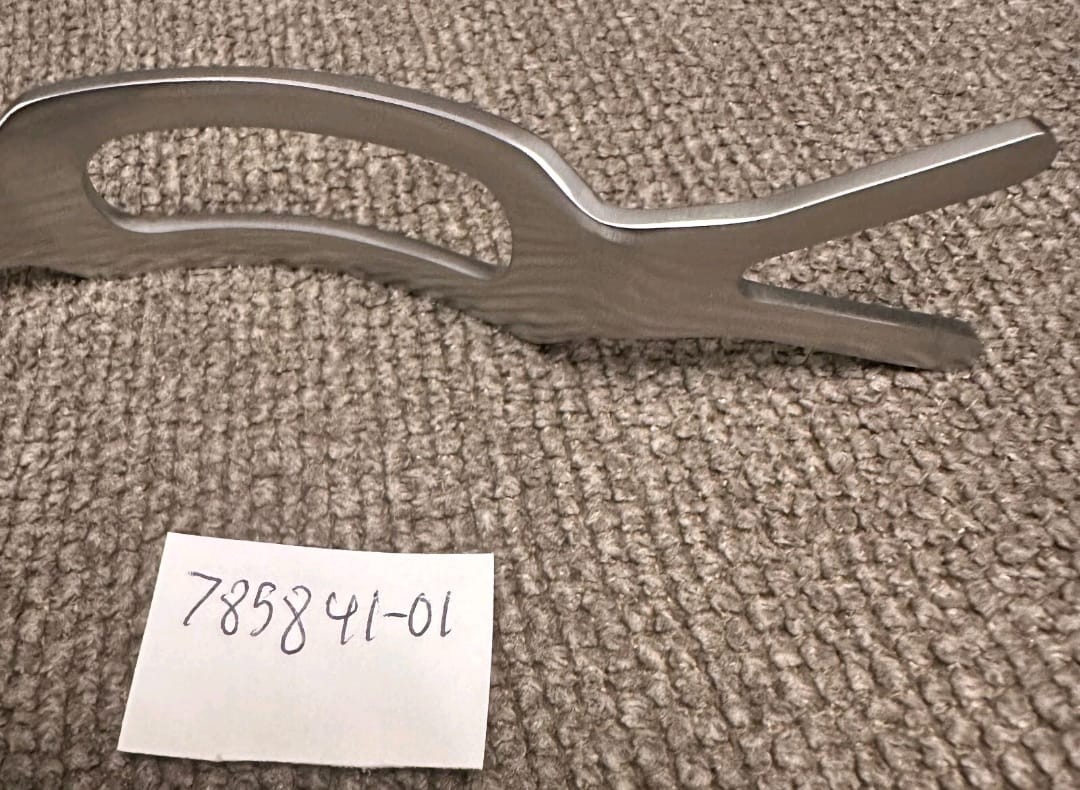 GLENOSPHERE COMPONENT RETRACTOR 10.25″