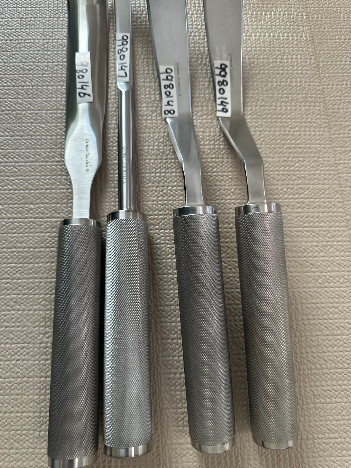 WM9980146,47,49—–4PCS HOHMANN RETRACTORS SET FOR ( HIP SURGERY)